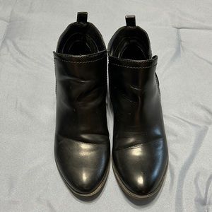 Black Guess Ankle Boots